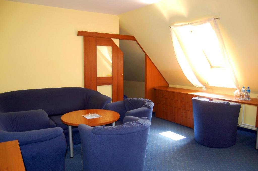 Hotel Zajazd Piastowski Kazimierz Dolny Room photo